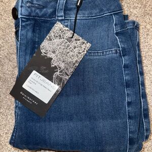 FITJEANS Women's Denim Blue Jeggings